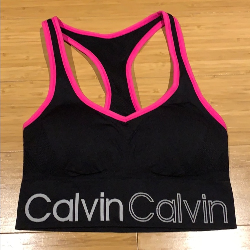 New- Calvin sports bra - removable cups!